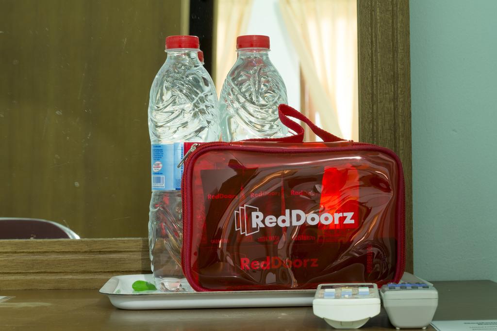 Reddoorz Near Raya Semer Canggu Exterior foto